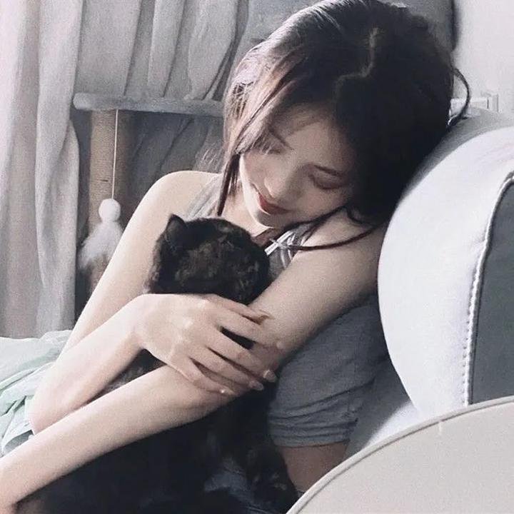 病弱娇妻是大佬